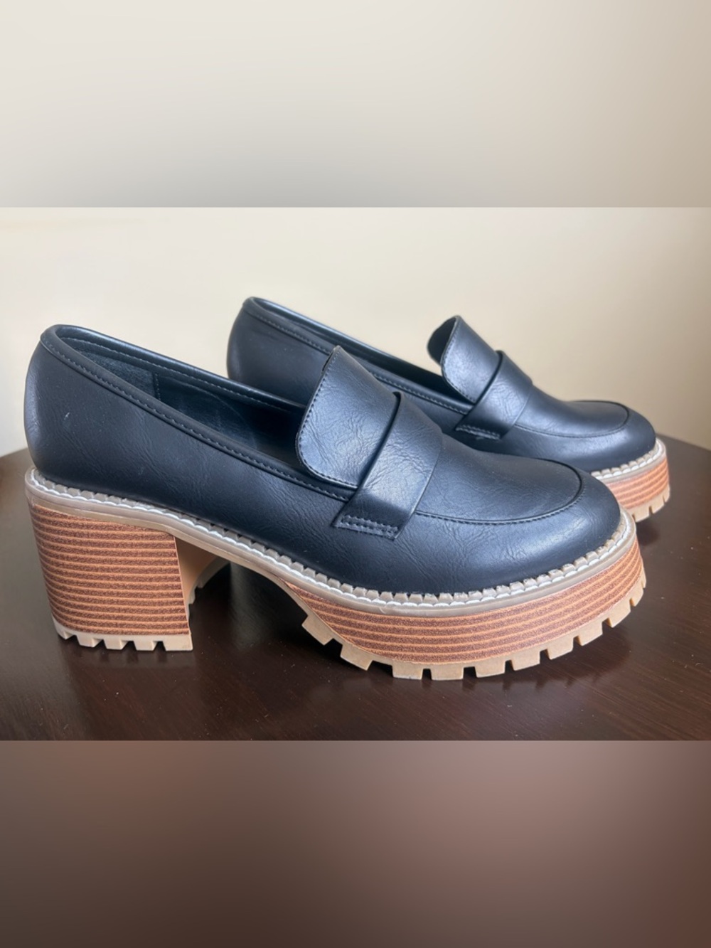 MIA Dahlia Shoes  Chunky Platform Loafers 10M Black Dark Retro Goth Lug Sole